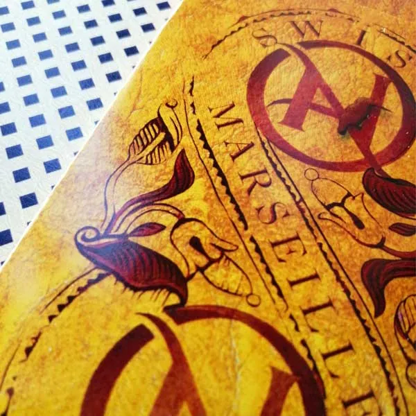 Caja de autor del Swiss Marseille Tarot